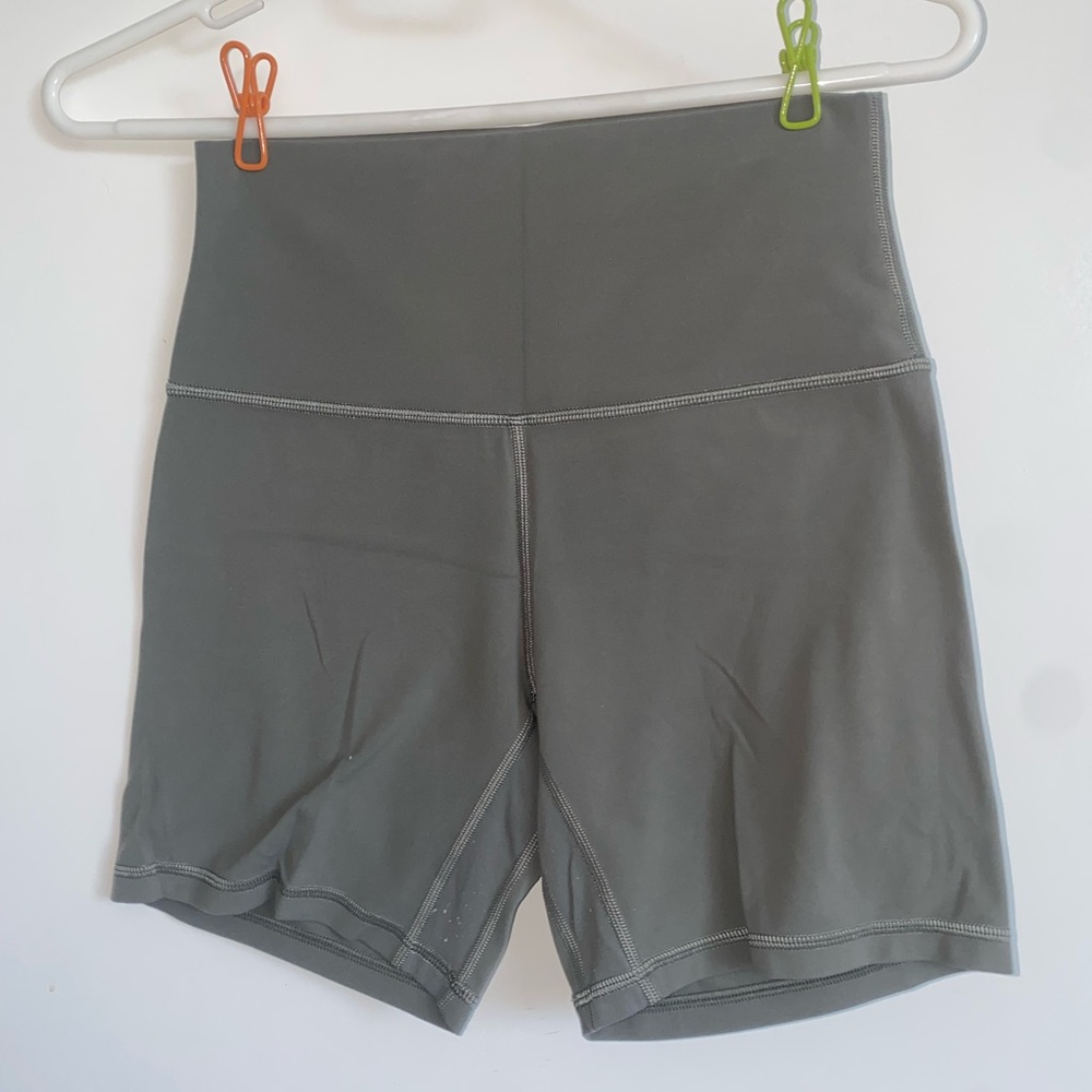 Lululemon Align Shorts size 4 | 6in inseam